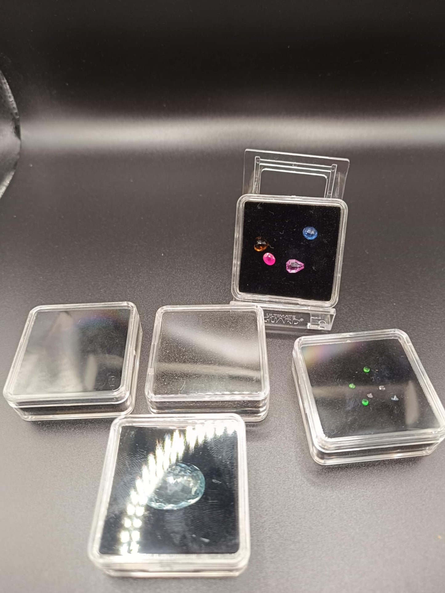 ædelsten display æske for diamanter sapphire - Qubimon.dk