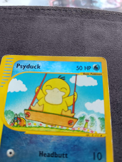 Psyduck 104/147 – Aquapolis – Reverse Holo – 2003