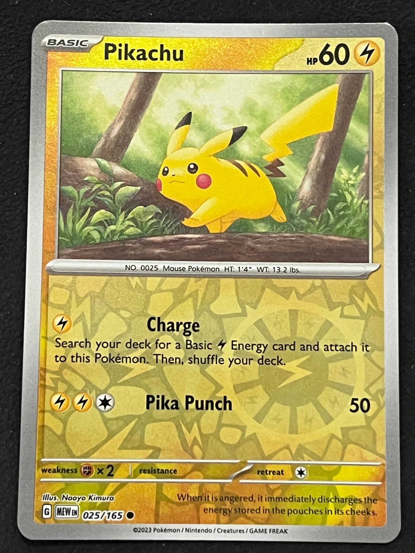 Pikachu Mew #025